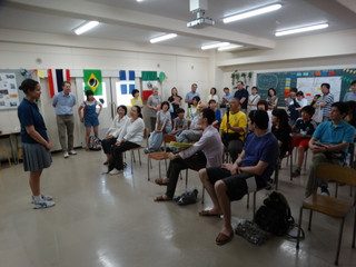 留学生による発表 ルイーズと観客