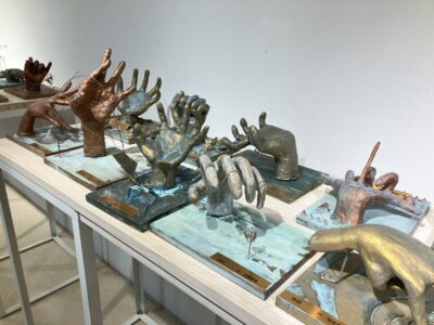 2025年7-9月「46回生（旧高1）手の塑像」